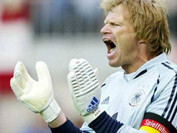 Huyền thoại bóng đá Oliver Kahn