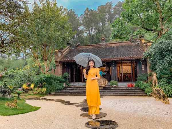 Nằm mộng thấy mình đi lễ chùa một mình