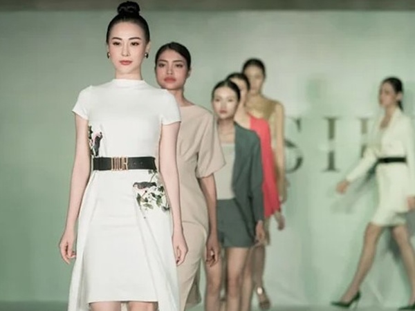 Nằm mơ thấy người mẫu là điềm đen hay đỏ?