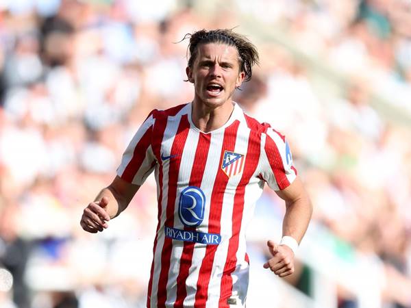 Những cột mốc rực rỡ của Conor Gallagher