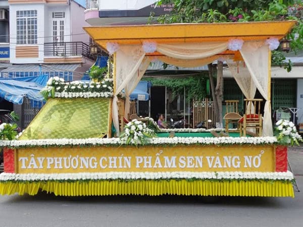 Giải mã nằm mơ thấy xe tang đánh con gì, số mấy may mắn?