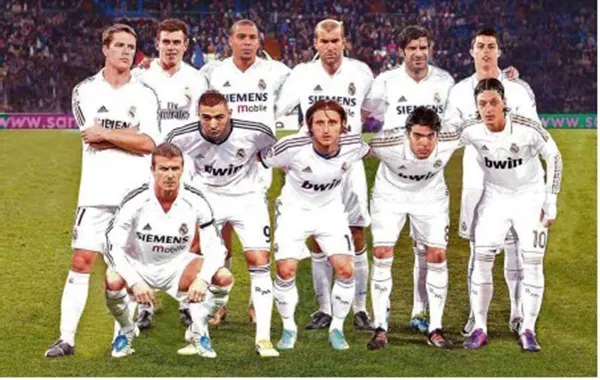 Tuyến giữa đội hình Real Madrid mạnh nhất mọi thời đại mạnh cỡ nào?
